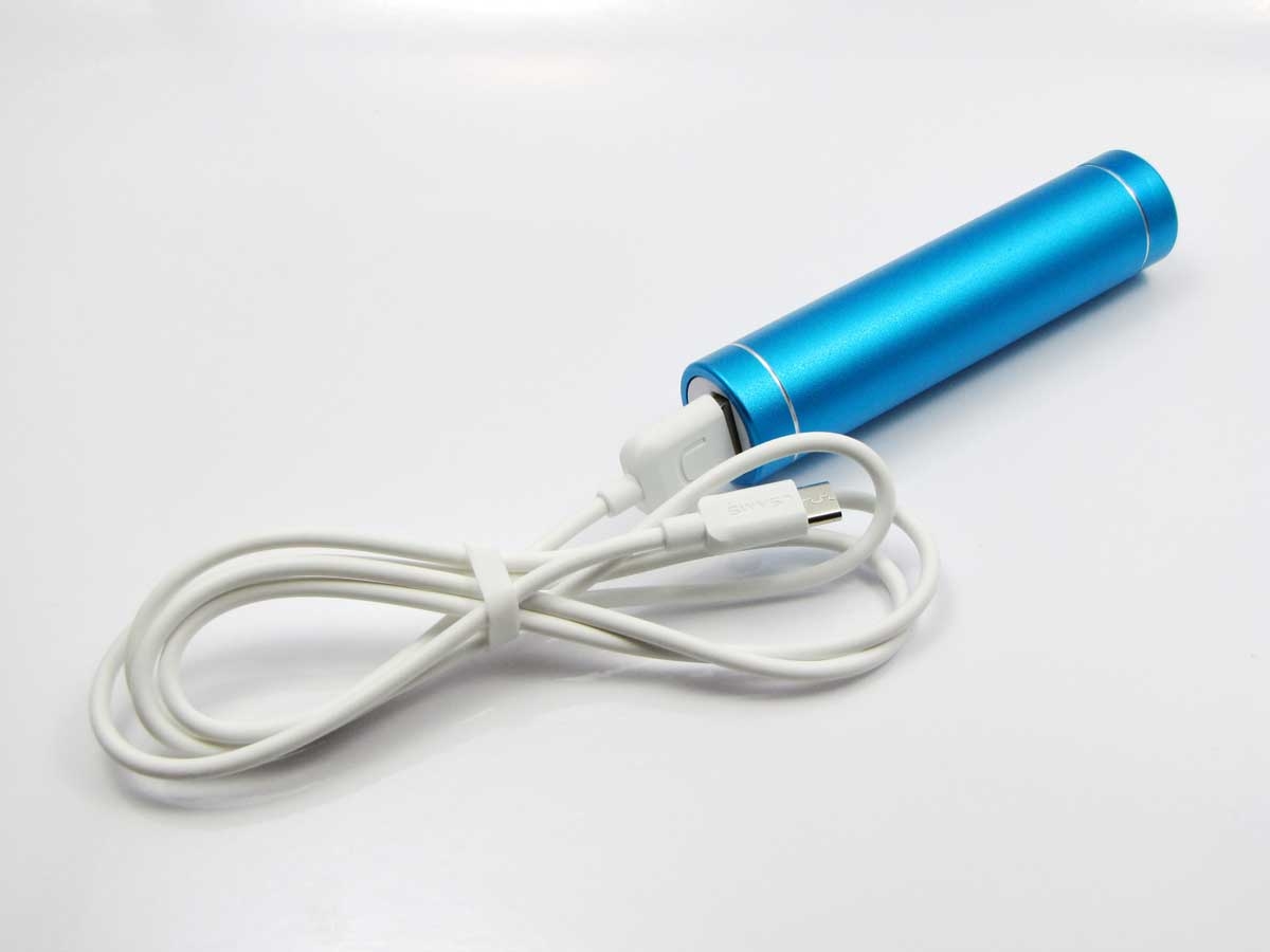 5V-usb-power-bank-blue-charge-your-micro-usb-phone