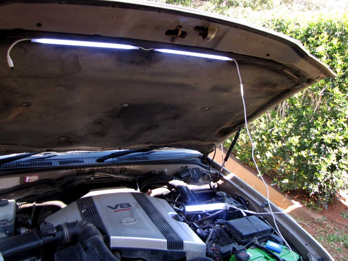 get-fishing-magstrip-light-under-bonnet-in-engine-bay