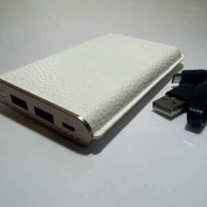 5v_battery_bank_leather_look_duel_usb (2)